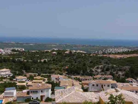 Blick vom Monte-Pego bis zum Mittelmeer